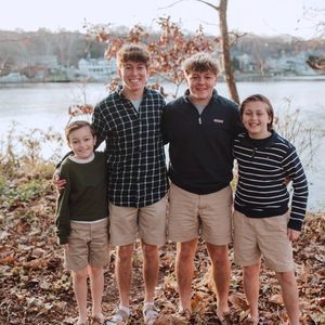 Meet your Posher, Georgia